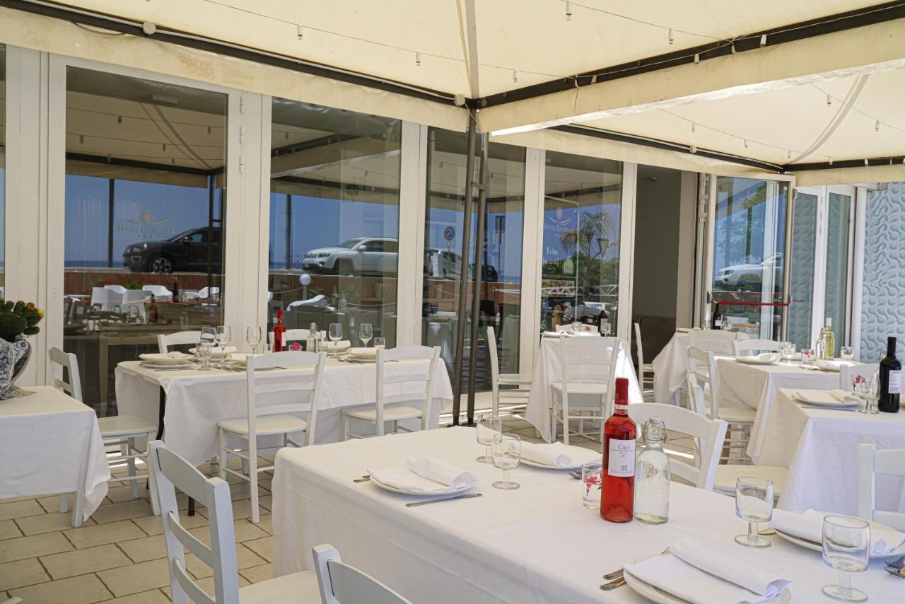 Hotel Rivabella Davoli Extérieur photo