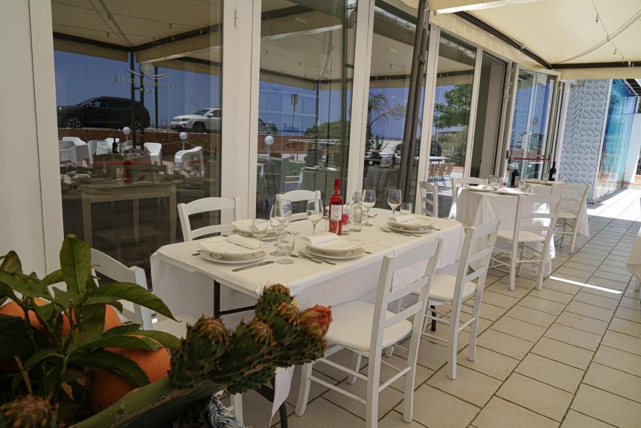 Hotel Rivabella Davoli Extérieur photo