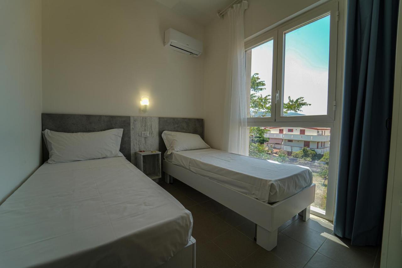 Hotel Rivabella Davoli Extérieur photo