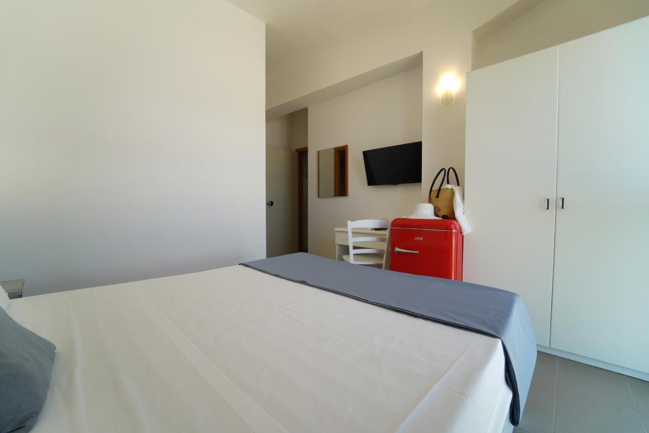 Hotel Rivabella Davoli Extérieur photo