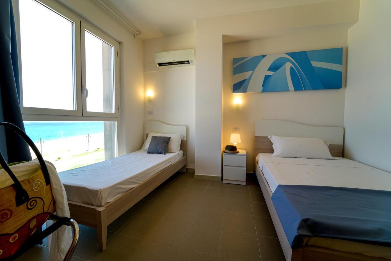 Hotel Rivabella Davoli Extérieur photo